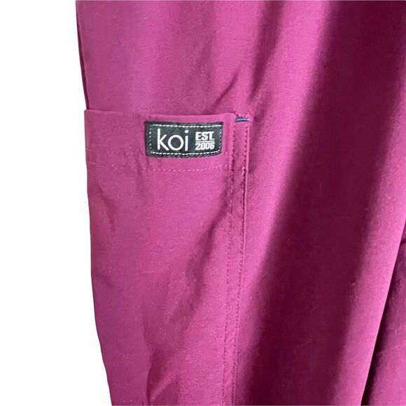 Koi Basics Maroon Scrub Pants Petites XS – Medical Uniform w/ Pockets - Picture 3 of 6